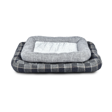 Custom Logo Home Goods Indoor Outdoor Pet Dog Bed