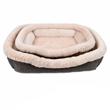 China Soft Fuax Fur Changeable Cover Durable Custom Pet Bed