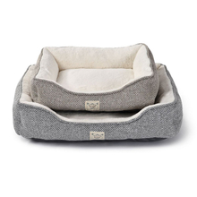 Mechanical Wash Polyester Cozy Pet Dog Bed Luxury Fashion Cotton Square Pet Bed