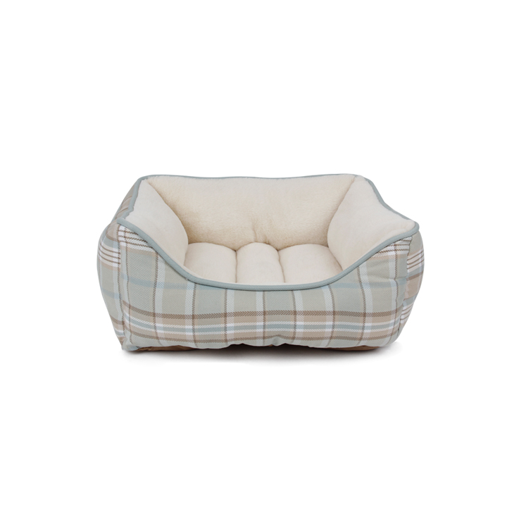 Long Lasting Three Size Polyester Washable Dog Bed