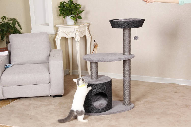 Modern Large Luxury Wood Pet Scratcher Cat Tree With Cave